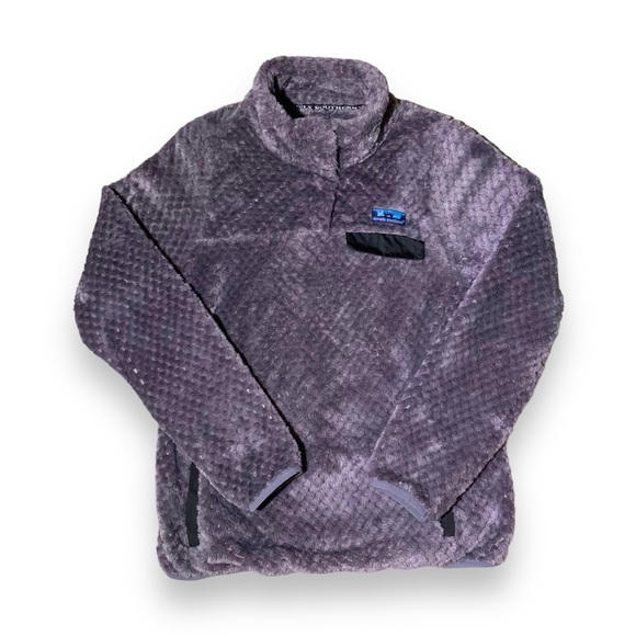 Getty Fleece Pullover in Light Grey by Southern Proper